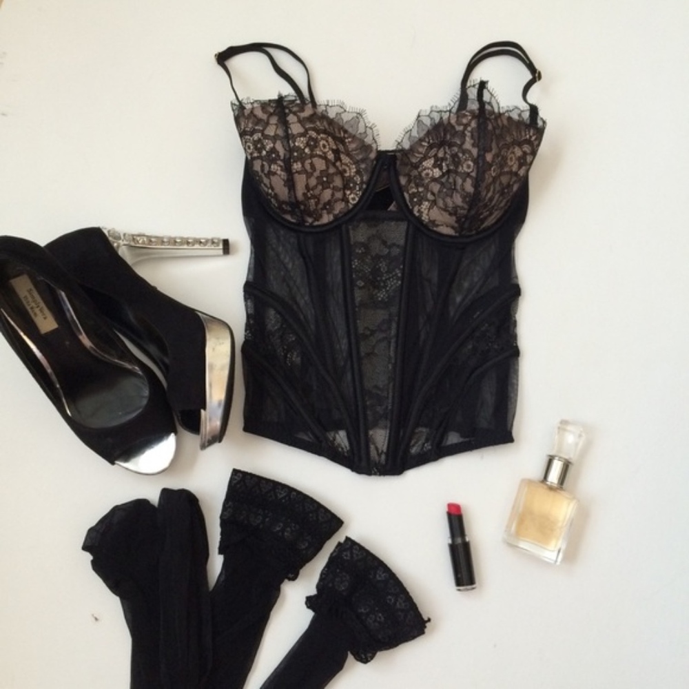 VS lace bustier lingerie 32D
